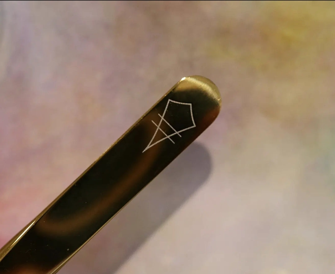 Tweezer