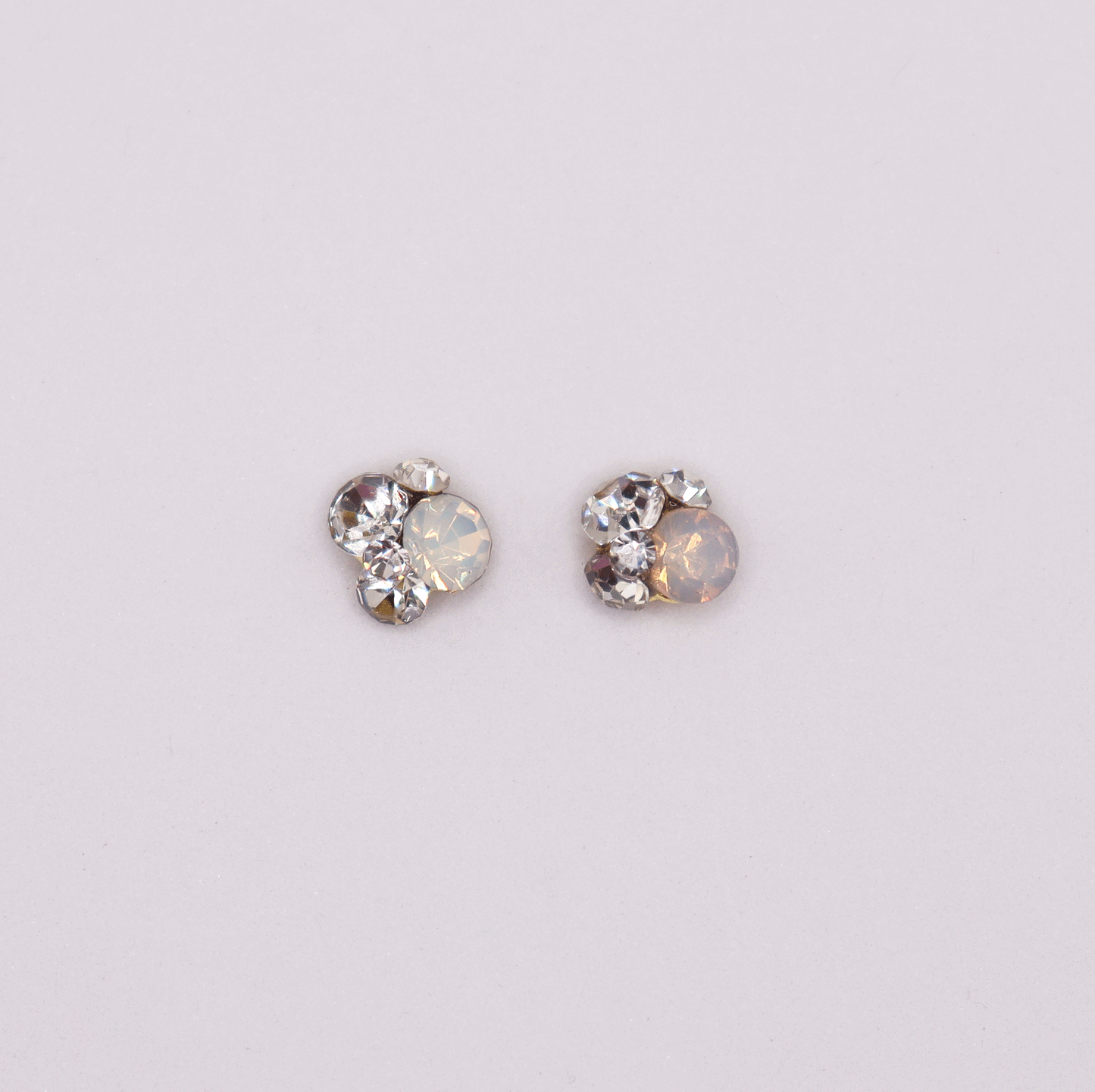 3D 5stones/Crystal 2pcs